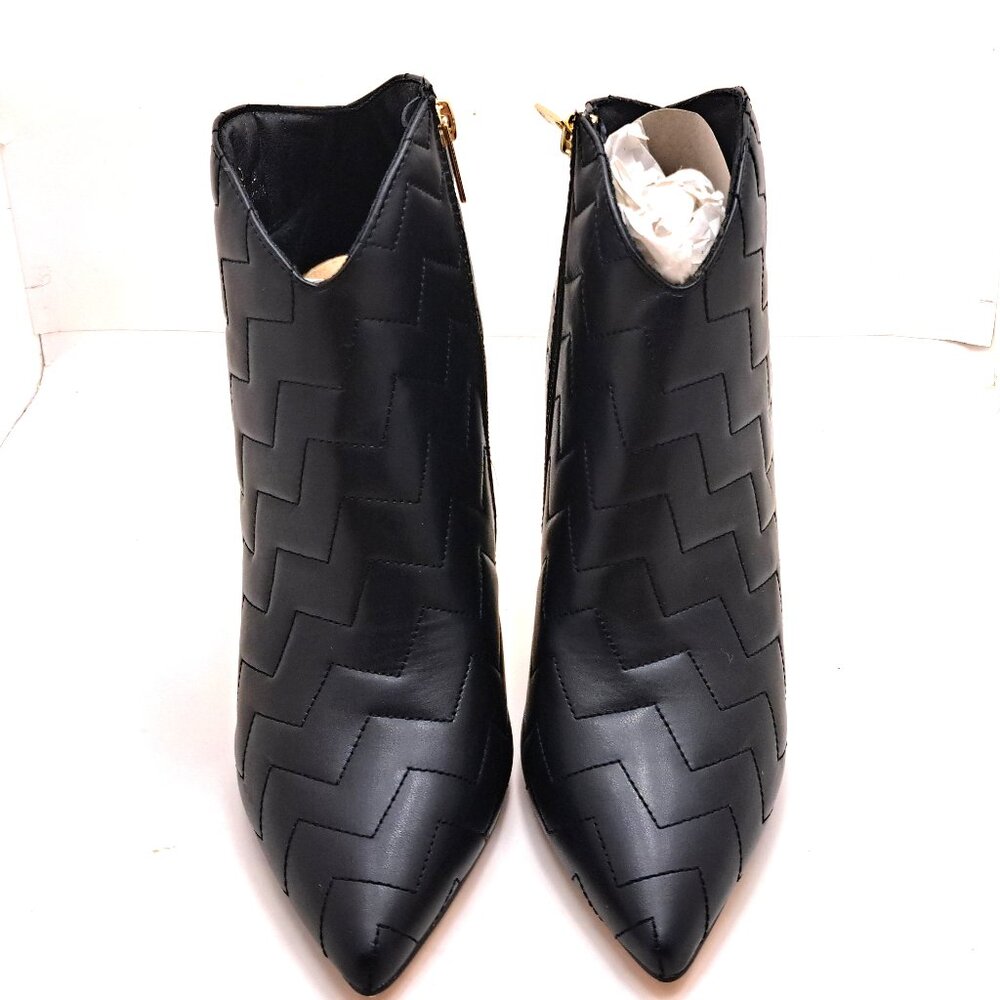New York & Company Womens Yesenia Stiletto Heel Chelsea Boots  - Size 10
